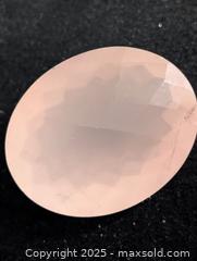 MaxSold Auction: Genuine Rose Quartz(App 60ct) - Toronto (Ontario, Canada) PARTNER MANAGED Downsizing Online Auction - Queen Street East