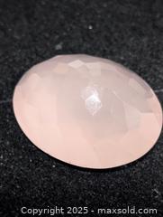 MaxSold Auction: Genuine Rose Quartz(App 60ct) - Toronto (Ontario, Canada) PARTNER MANAGED Downsizing Online Auction - Queen Street East