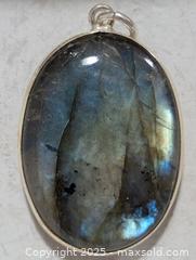 MaxSold Auction: Silver(5.11g) Labradorite Pendant  - Toronto (Ontario, Canada) PARTNER MANAGED Downsizing Online Auction - Queen Street East