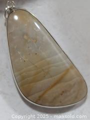 MaxSold Auction: Silver(6.32g) Moonstone Pendant  - Toronto (Ontario, Canada) PARTNER MANAGED Downsizing Online Auction - Queen Street East