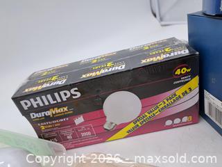 MaxSold Auction: Lot of Assorted Light Bulbs - Victoria (British Columbia, Canada) PARTNER MANAGED Estate Sale Online Auction - Hillside Avenue