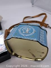 MaxSold Auction: Mixed Lot of Small Vintage Metal Novelty Items and Accessories - Victoria (British Columbia, Canada) PARTNER MANAGED Estate Sale Online Auction - Hillside Avenue