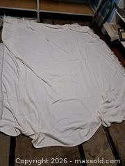 MaxSold Auction: White Chenille Textured Popcorn Bedspread / Coverlet 90" x 90" - Victoria (British Columbia, Canada) PARTNER MANAGED Estate Sale Online Auction - Hillside Avenue