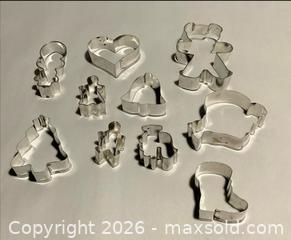MaxSold Auction: Assorted Metal Christmas Cookie Cutters, 10-Piece Set - Norwood (Pennsylvania, USA) SELLER MANAGED Downsizing Online Auction - Martin Lane