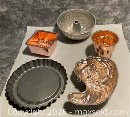 MaxSold Auction: Assorted Vintage Baking Molds & Tart Pans - Norwood (Pennsylvania, USA) SELLER MANAGED Downsizing Online Auction - Martin Lane