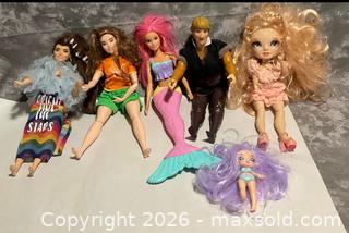 MaxSold Auction: Mixed Lot of 6 Fashion and Character Dolls - Norwood (Pennsylvania, USA) SELLER MANAGED Downsizing Online Auction - Martin Lane