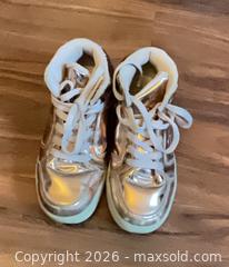 MaxSold Auction: Skechers girls sneakers size 1 / 13 gold Color  - Norwood (Pennsylvania, USA) SELLER MANAGED Downsizing Online Auction - Martin Lane