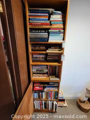 MaxSold Auction: Books and Games - Toronto (Ontario, Canada) PARTNER MANAGED Estate Sale Online Auction - Cortleigh Boulevard 