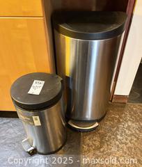 MaxSold Auction: Brushed Stainless Steel Step Trash Cans with Black Lid/Base — Lot of 2 - Toronto (Ontario, Canada) PARTNER MANAGED Estate Sale Online Auction - Cortleigh Boulevard 