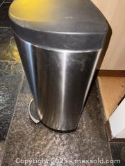 MaxSold Auction: Brushed Stainless Steel Step Trash Cans with Black Lid/Base — Lot of 2 - Toronto (Ontario, Canada) PARTNER MANAGED Estate Sale Online Auction - Cortleigh Boulevard 