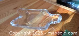 MaxSold Auction: Clear Paperweight-Style Decorative Dish, Signed - Toronto (Ontario, Canada) PARTNER MANAGED Estate Sale Online Auction - Cortleigh Boulevard 