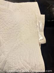 MaxSold Auction: Elegance Mattress Protectors,Quilt, and Comforter - Toronto (Ontario, Canada) PARTNER MANAGED Estate Sale Online Auction - Cortleigh Boulevard 