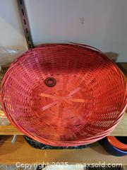 MaxSold Auction:  Home Decor and Sunbeam Humidifier - Toronto (Ontario, Canada) PARTNER MANAGED Estate Sale Online Auction - Cortleigh Boulevard 