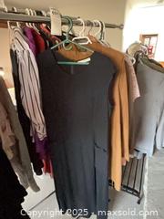 MaxSold Auction: Ladies Clothing  - Toronto (Ontario, Canada) PARTNER MANAGED Estate Sale Online Auction - Cortleigh Boulevard 