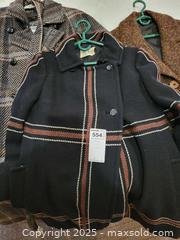 MaxSold Auction: Ladies wool coats - Toronto (Ontario, Canada) PARTNER MANAGED Estate Sale Online Auction - Cortleigh Boulevard 