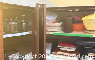 MaxSold Auction: Mixed Kitchenware  - Toronto (Ontario, Canada) PARTNER MANAGED Estate Sale Online Auction - Cortleigh Boulevard 