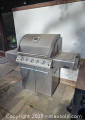 MaxSold Auction: Napoleon Stainless Steel 5-Burner Propane Grill - Toronto (Ontario, Canada) PARTNER MANAGED Estate Sale Online Auction - Cortleigh Boulevard 