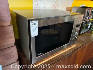 MaxSold Auction: Panasonic Genius Prestige Stainless Steel Countertop Microwave - Toronto (Ontario, Canada) PARTNER MANAGED Estate Sale Online Auction - Cortleigh Boulevard 