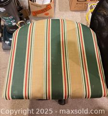 MaxSold Auction: Patio Seat Cushions  - Toronto (Ontario, Canada) PARTNER MANAGED Estate Sale Online Auction - Cortleigh Boulevard 