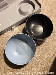 MaxSold Auction: Pet Supplies - Toronto (Ontario, Canada) PARTNER MANAGED Estate Sale Online Auction - Cortleigh Boulevard 