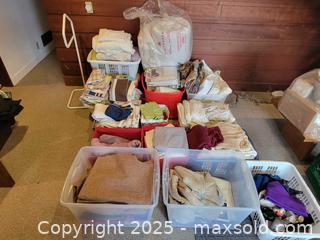 MaxSold Auction: Sheets, Towels & Table Linens  - Toronto (Ontario, Canada) PARTNER MANAGED Estate Sale Online Auction - Cortleigh Boulevard 