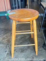 MaxSold Auction: Stools and Small Stainless Steel Trash Cans - Toronto (Ontario, Canada) PARTNER MANAGED Estate Sale Online Auction - Cortleigh Boulevard 