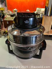 MaxSold Auction: The Sharper Image Super Wave Halogen Convection Oven - Toronto (Ontario, Canada) PARTNER MANAGED Estate Sale Online Auction - Cortleigh Boulevard 
