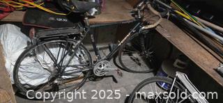 MaxSold Auction: Trek Road/Touring Bicycle (Complete Bike) - Toronto (Ontario, Canada) PARTNER MANAGED Estate Sale Online Auction - Cortleigh Boulevard 