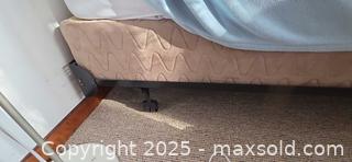 MaxSold Auction: Twin and Frame - Toronto (Ontario, Canada) PARTNER MANAGED Estate Sale Online Auction - Cortleigh Boulevard 