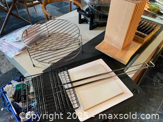 MaxSold Auction: Wüsthof Cutting Utensil Block with Boxed Steak Cutters & Grill Racks - Toronto (Ontario, Canada) PARTNER MANAGED Estate Sale Online Auction - Cortleigh Boulevard 