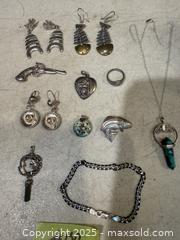 MaxSold Auction: A NICE LOT OF VTG. &#38; SOME ANTIQUE STERLING SILVER JEWELLERY. - Hamilton (Ontario, Canada) SELLER MANAGED Estate Sale Online Auction - St. Clair Avenue