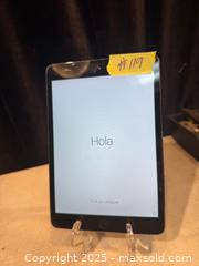 MaxSold Auction: APPLE IPAD . - Hamilton (Ontario, Canada) SELLER MANAGED Estate Sale Online Auction - St. Clair Avenue