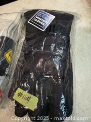 MaxSold Auction: WORKLOAD SOCKS & ADULT GLOVES. ALL NIB. - Hamilton (Ontario, Canada) SELLER MANAGED Estate Sale Online Auction - St. Clair Avenue