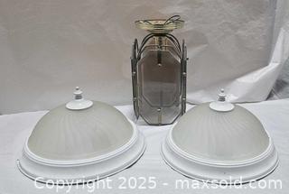 MaxSold Auction: 3 ceiling lights  - Toronto (Ontario, Canada) SELLER MANAGED Commercial Liquidation Online Auction - Revlis Crescent