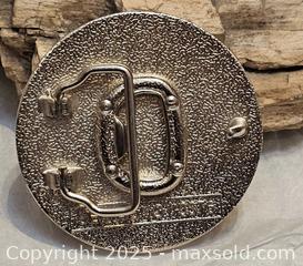 MaxSold Auction: Belt buckle  - Toronto (Ontario, Canada) SELLER MANAGED Commercial Liquidation Online Auction - Revlis Crescent