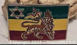 MaxSold Auction: Belt buckles (2) - Toronto (Ontario, Canada) SELLER MANAGED Commercial Liquidation Online Auction - Revlis Crescent