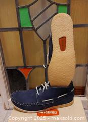 MaxSold Auction: Clarks shoes  - Toronto (Ontario, Canada) SELLER MANAGED Commercial Liquidation Online Auction - Revlis Crescent