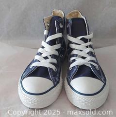 MaxSold Auction: Converse Chuck Taylor (kids size 1) - Toronto (Ontario, Canada) SELLER MANAGED Commercial Liquidation Online Auction - Revlis Crescent