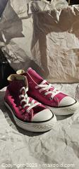 MaxSold Auction: Converse Chuck Taylor ( kids size 1.5) - Toronto (Ontario, Canada) SELLER MANAGED Commercial Liquidation Online Auction - Revlis Crescent