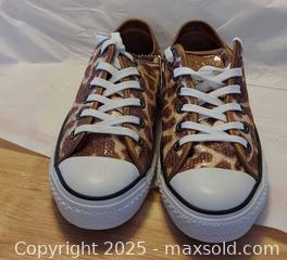 MaxSold Auction: Converse Chuck Taylor ( sequins ) - Toronto (Ontario, Canada) SELLER MANAGED Commercial Liquidation Online Auction - Revlis Crescent