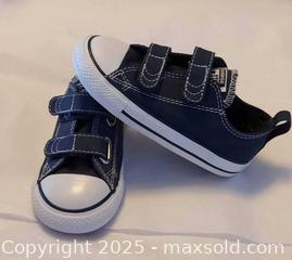 MaxSold Auction: Converse infant size 7 - Toronto (Ontario, Canada) SELLER MANAGED Commercial Liquidation Online Auction - Revlis Crescent
