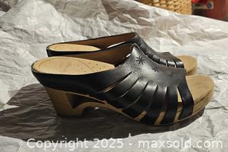 MaxSold Auction: Dansko shoes  - Toronto (Ontario, Canada) SELLER MANAGED Commercial Liquidation Online Auction - Revlis Crescent