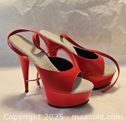 MaxSold Auction: High heels platform  - Toronto (Ontario, Canada) SELLER MANAGED Commercial Liquidation Online Auction - Revlis Crescent