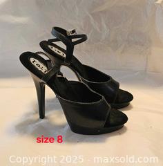 MaxSold Auction: High heels platform size 8 - Toronto (Ontario, Canada) SELLER MANAGED Commercial Liquidation Online Auction - Revlis Crescent
