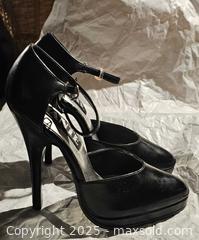 MaxSold Auction: High heels shoes ( 2 pairs) - Toronto (Ontario, Canada) SELLER MANAGED Commercial Liquidation Online Auction - Revlis Crescent