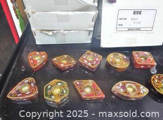 MaxSold Auction: Incense burner ( over 70 pieces) - Toronto (Ontario, Canada) SELLER MANAGED Commercial Liquidation Online Auction - Revlis Crescent