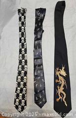 MaxSold Auction: Men&#39;s Ties  - Toronto (Ontario, Canada) SELLER MANAGED Commercial Liquidation Online Auction - Revlis Crescent