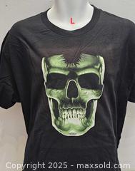 MaxSold Auction: Skull t shirt ( L ) - Toronto (Ontario, Canada) SELLER MANAGED Commercial Liquidation Online Auction - Revlis Crescent
