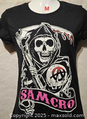 MaxSold Auction: T shirt ( girls  M ) - Toronto (Ontario, Canada) SELLER MANAGED Commercial Liquidation Online Auction - Revlis Crescent