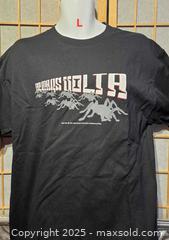 MaxSold Auction: T shirt  ( L ) - Toronto (Ontario, Canada) SELLER MANAGED Commercial Liquidation Online Auction - Revlis Crescent